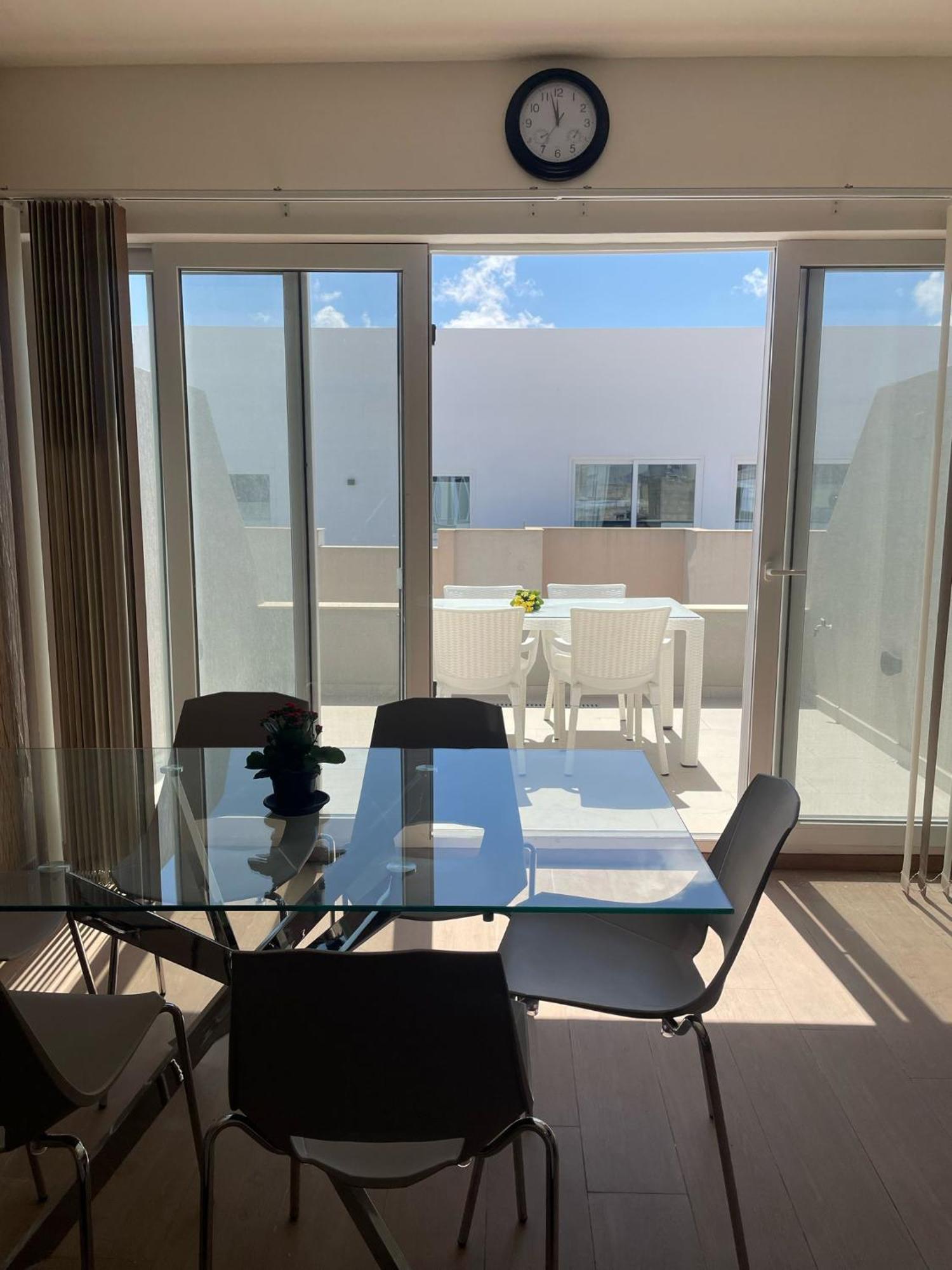 Three Bedroom Penthouse San Ġwann Esterno foto