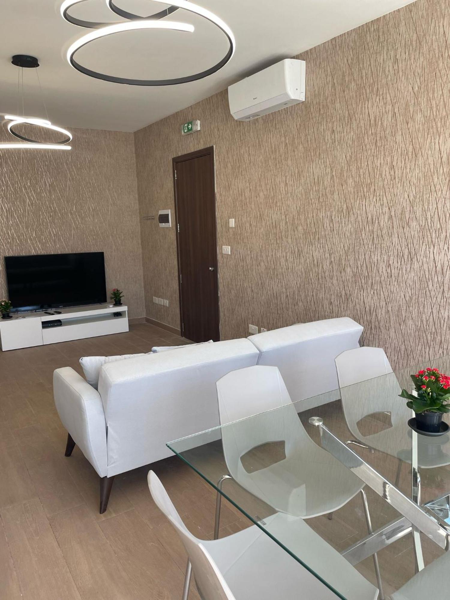 Three Bedroom Penthouse San Ġwann Esterno foto